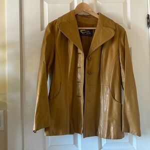 Vintage eve look Europe mustard gold yellow jacket 1970s 1960s MCM